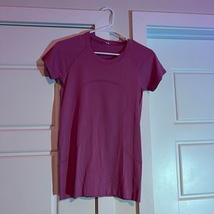 light pink lulu swiftly tech t-shirt